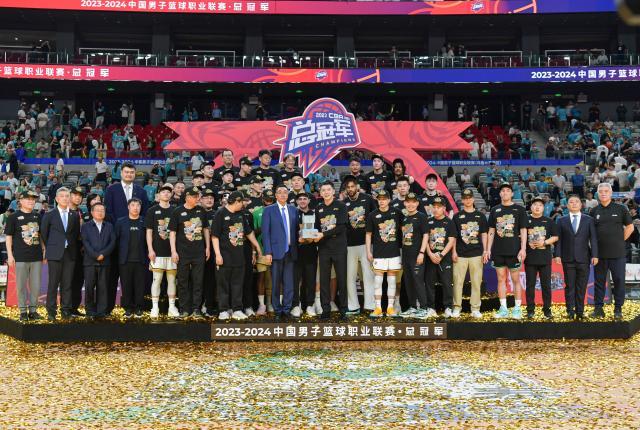 333体育|电竞-官方网站-CBA辽粤争霸已成过去时 新赛季谁能撼动王者辽宁？